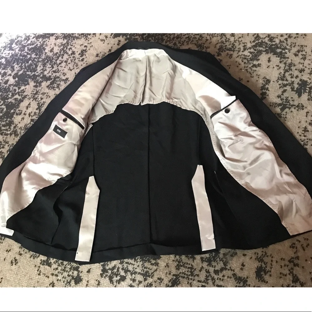 Hugo Boss excellent 100%